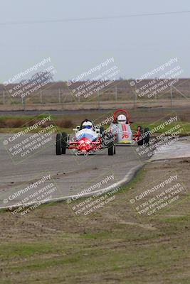 media/Jan-15-2023-CalClub SCCA (Sun) [[40bbac7715]]/Group 5/Qualifying (Sweeper)/